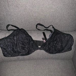 Black Victoria’s Secret Lace unlined plunge bra